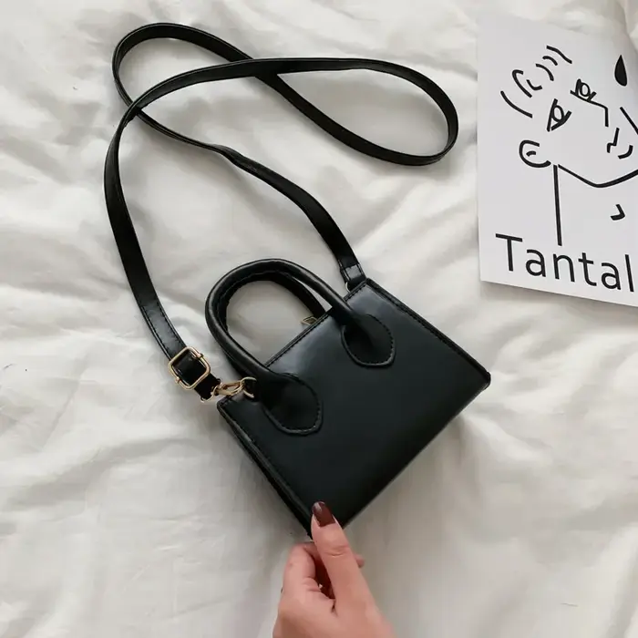 Petit sac carré nouveau populaire rétro Mini sac à main littéraire foules épaule messager femme sac tout-Match poignée