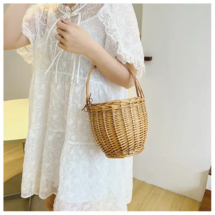 Sac en osier pour femme, sac de plage d'été en rotin naturel, sacs seau en paille avec couvercle, sa
