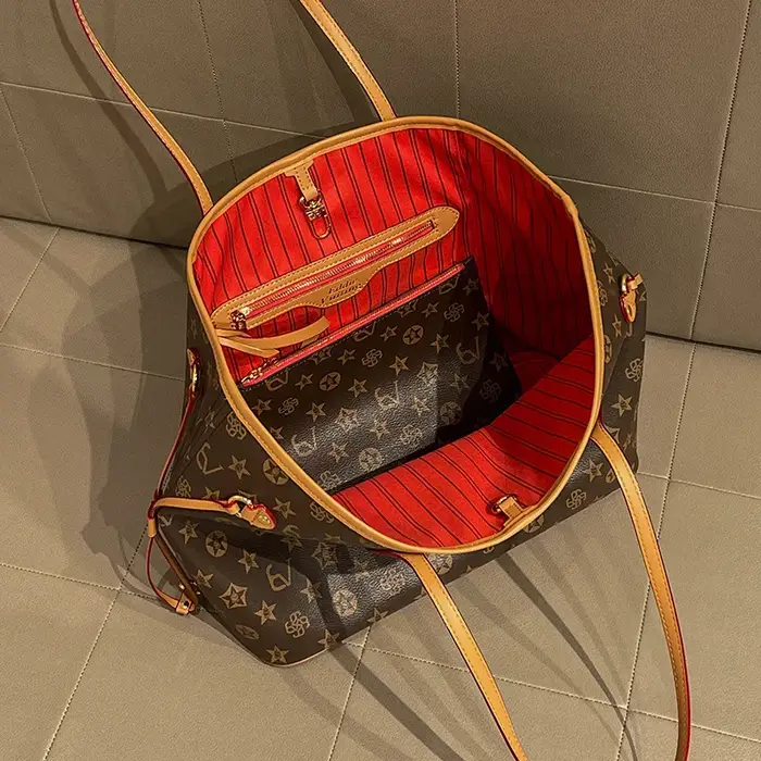 Sac à langer élégant en cuir