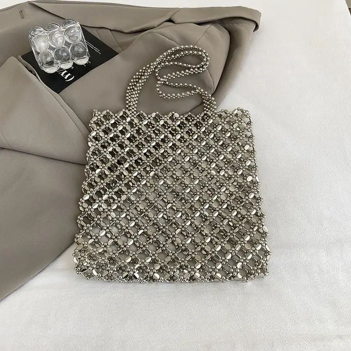 2025 nouveau sac de vacances d'été Boho plage évider sac à bandoulière pour les femmes à la main perles sac