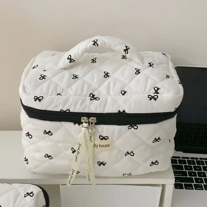 Mode cerise fourre-tout femmes sac de maquillage Portable mignon dames cosmétique toilette pochette de rangement sac à main coton matelassé sac à fermeture éclair