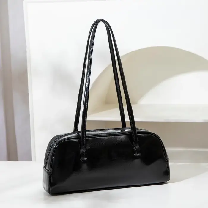 Petit sac à une épaule de couleur unie de style français