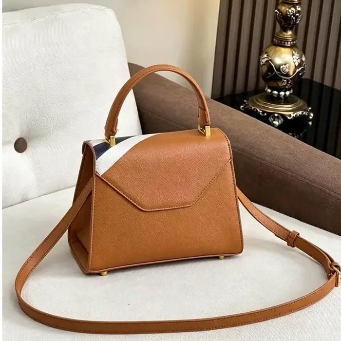 Sac à main élégant pour femme avec motif géométrique