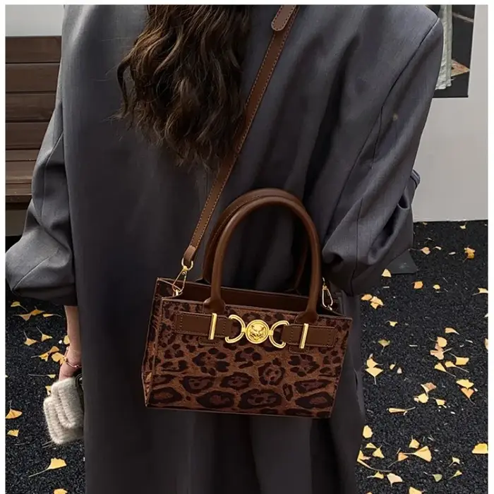 Sac à langer vintage en cuir pour femme