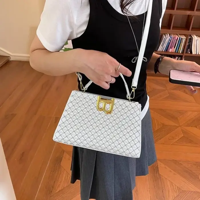 Sac à langer vintage à la mode