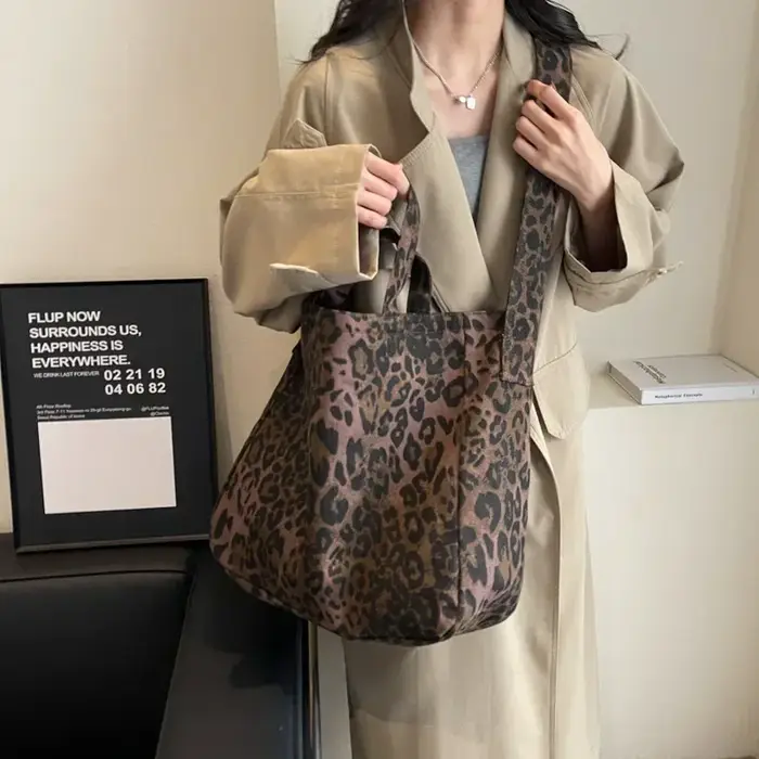 Léopard Design 2024 mode coréenne grands sacs à bandoulière pour femmes voyage sac à main dame Shopper Shopping sac