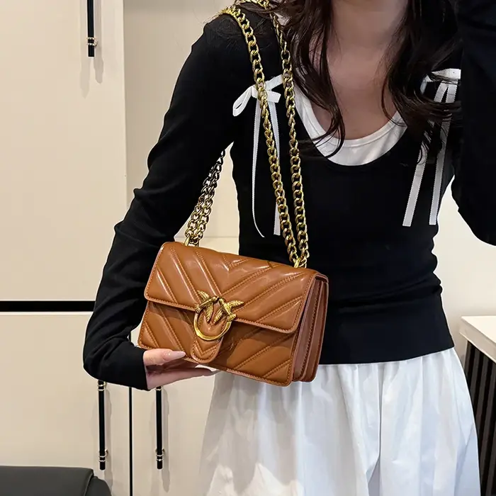 Sac à bandoulière en toile pour femme moderne 2026