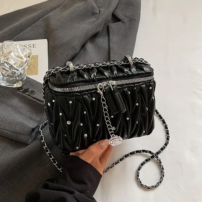 Argent bolsa feminina mode matelassé sac à bandoulière tendance Mini petite boîte rouge à lèvres pochette fermeture