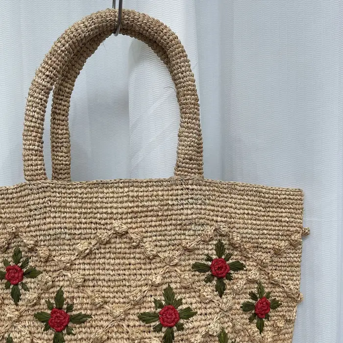Sac à main bohème en paille à fleurs