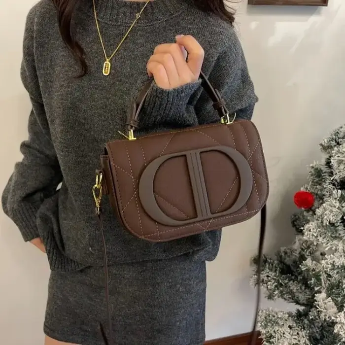 Sac à langer bandoulière de créateur : Sac à main élégant pour femme au look vintage minimaliste et grande capacité pour le shopping