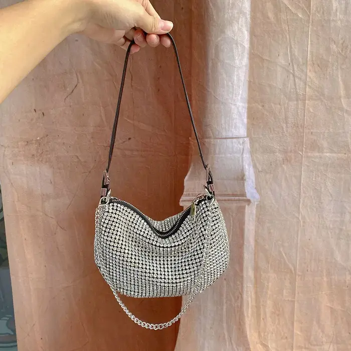 Sac à aisselles en strass