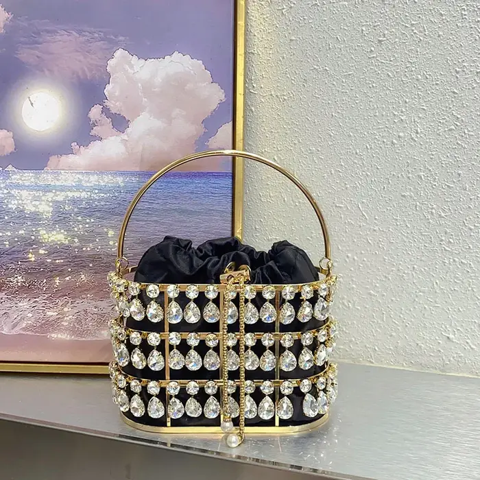 Sac seau clouté de luxe en diamant scintillant, sac de Banquet en cristal Shain avec perles, panier