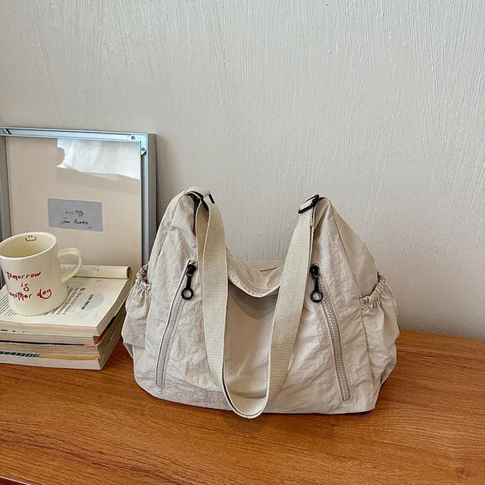Sac hobo plissé simple grande capacité pour femme, sac à bandoulière léger et multi-poches pour les