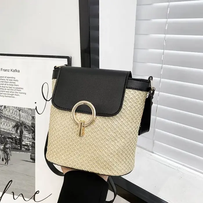 Mode française nouveau seau en forme de main femmes sac tissé creux multi-fonctionnel unique épaule