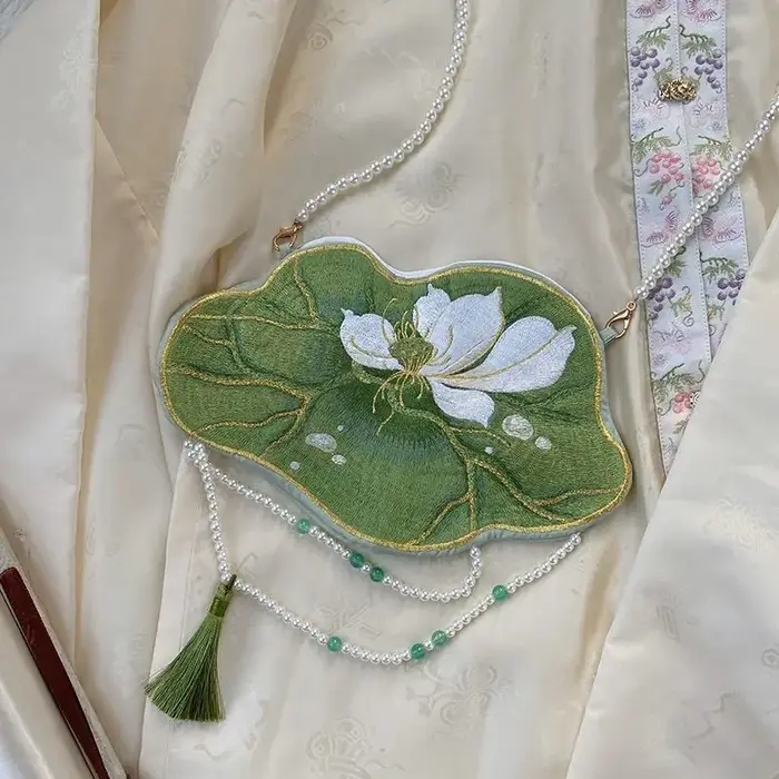 Hanfu femmes sac à main brodé feuille de lotus double face sac
