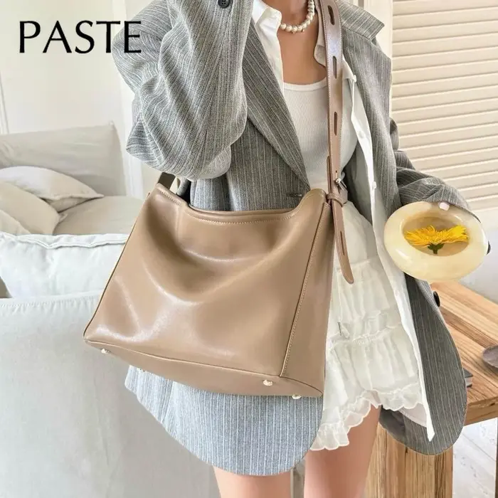 Poignée réglable seau fourre-tout grande capacité brillant Kakhi couleur Beige cireux cuir de vache femmes sac à bandoulière grand sac à main de banlieue