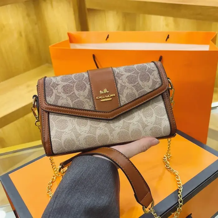Sac à main de style haut de gamme-nouveau petit sac carré à la mode rétro pour femmes-sac à bandoulière polyvalent élégant pour femmes