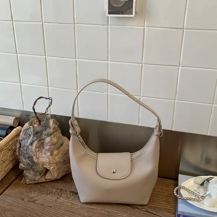 Sac à main français tendance en forme de dumpling