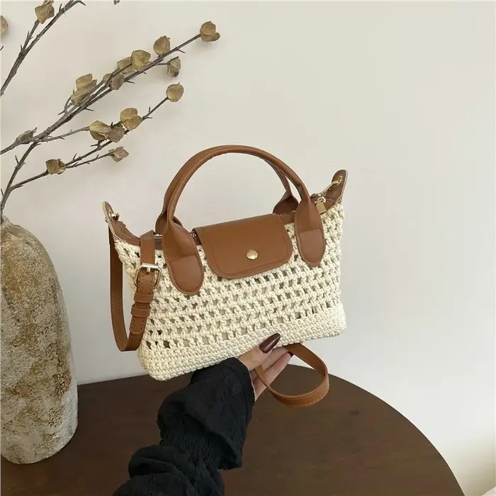 Sac à dumplings tissé à la main pour femme