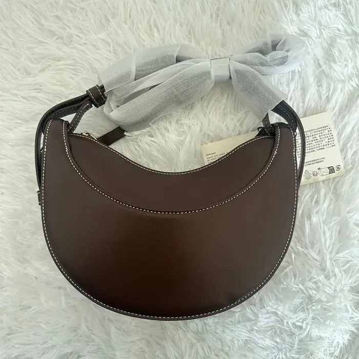 Sac à bandoulière en cuir pour femme, design de niche, avec fermeture éclair, sac bandoulière et sac