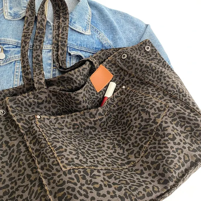 Sac fourre-tout à motif léopard