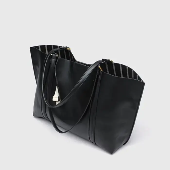 Sac fourre-tout minimaliste tendance pour femme