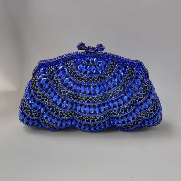 Pochette en pierre sertie de cristaux pour robe de soirée