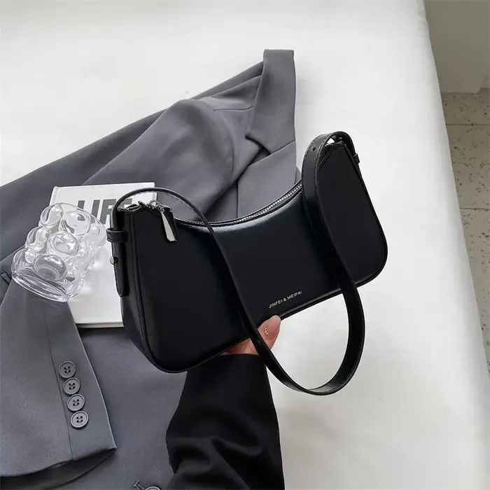 Petits sacs à bandoulière sous les bras mignons pour femmes, sacs à main et bourses en cuir au Desig
