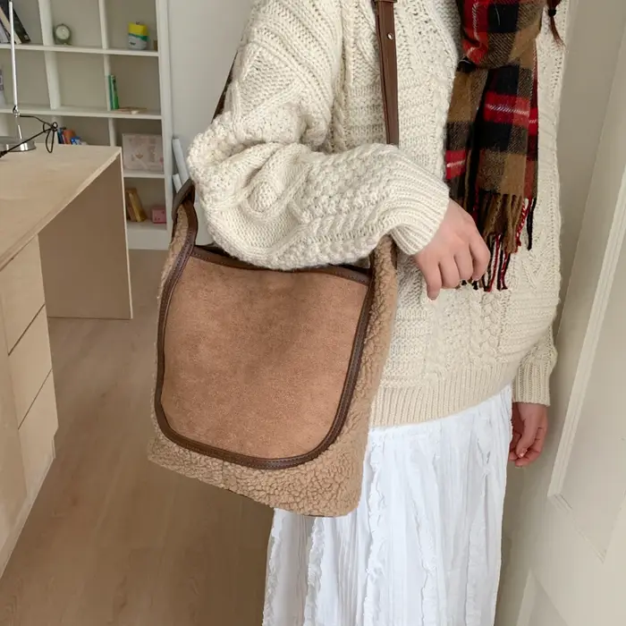 2025 hiver agneau laine sac à main femmes sac grande capacité 2 ensemble fourre-tout Vintage décontracté seau sac à bandoulière Faux daim femme bolsa