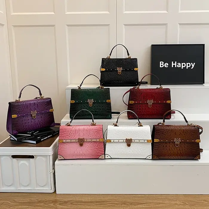 Sac à main violet de luxe classique pour femmes