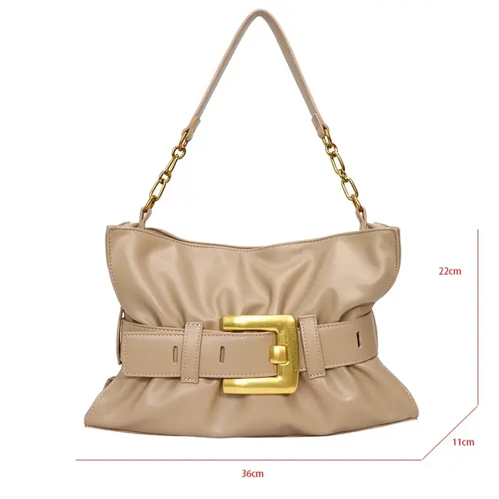 Sac nuage plissé de styliste