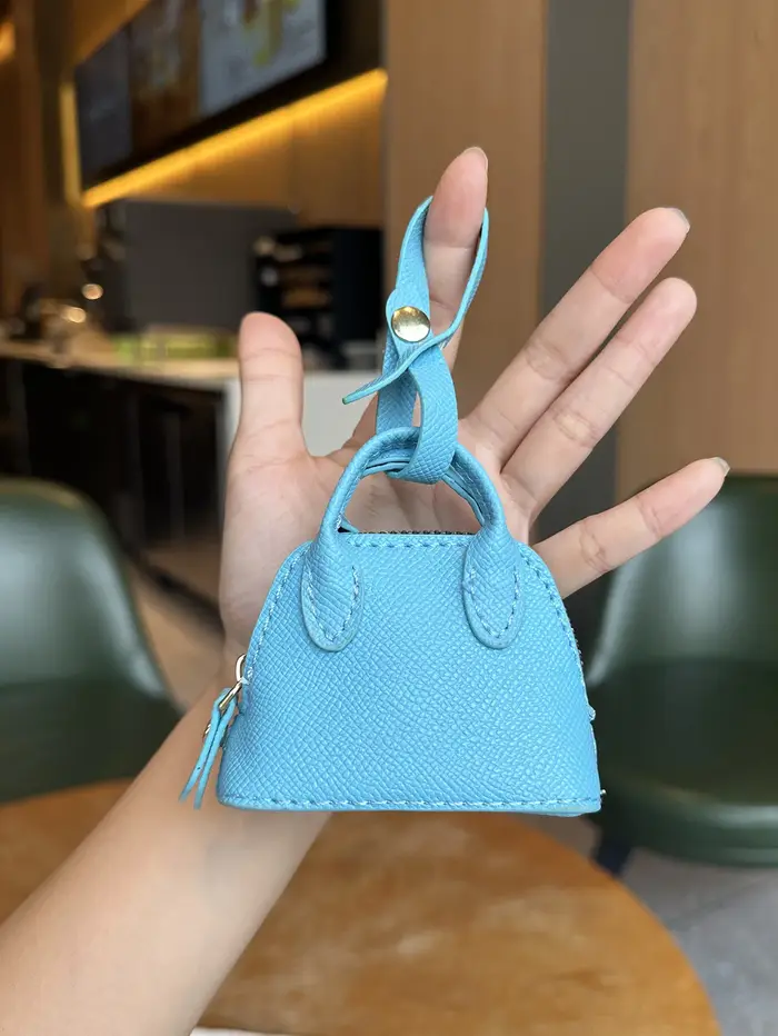 Mini portefeuille coquille pour femme