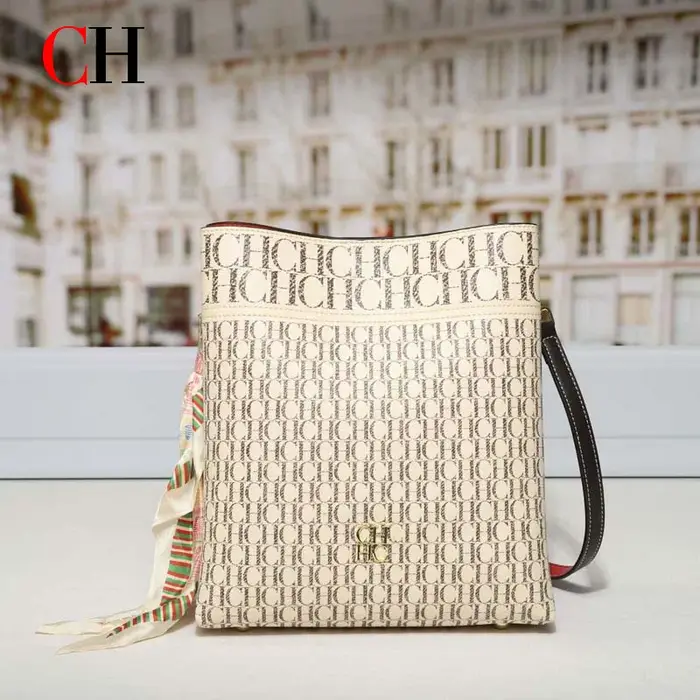 Sac seau vintage CH pour femme avec foulard en soie