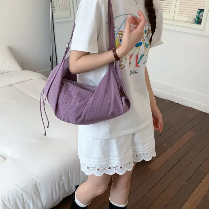Sacs à bandoulière hobo en nylon légers d'été