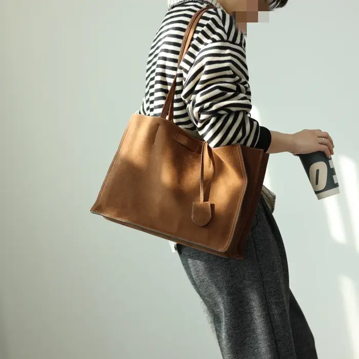 Fourre-tout rétro en cuir véritable pour femmes, sac à bandoulière souple de grande capacité adapté