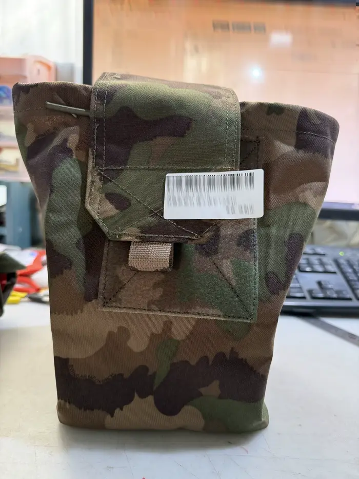 Sac de shopping camouflage TAZ16 personnalisé pour l'extérieur, grande capacité, vêtements de travail, housse de casque, veste, sac divers, sac médical