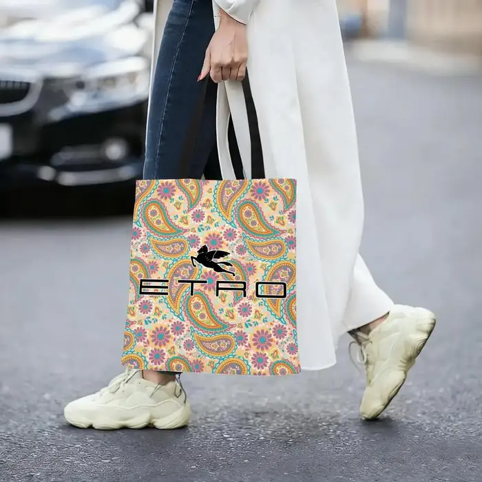 Sacs de rangement E-EtroS au design classique