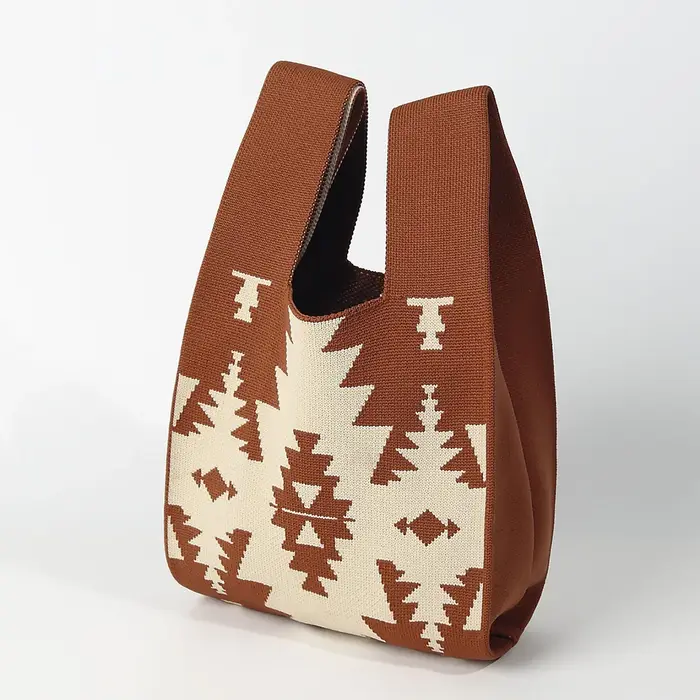 Sac à main de style ethnique bohème avec symétrie angulaire
