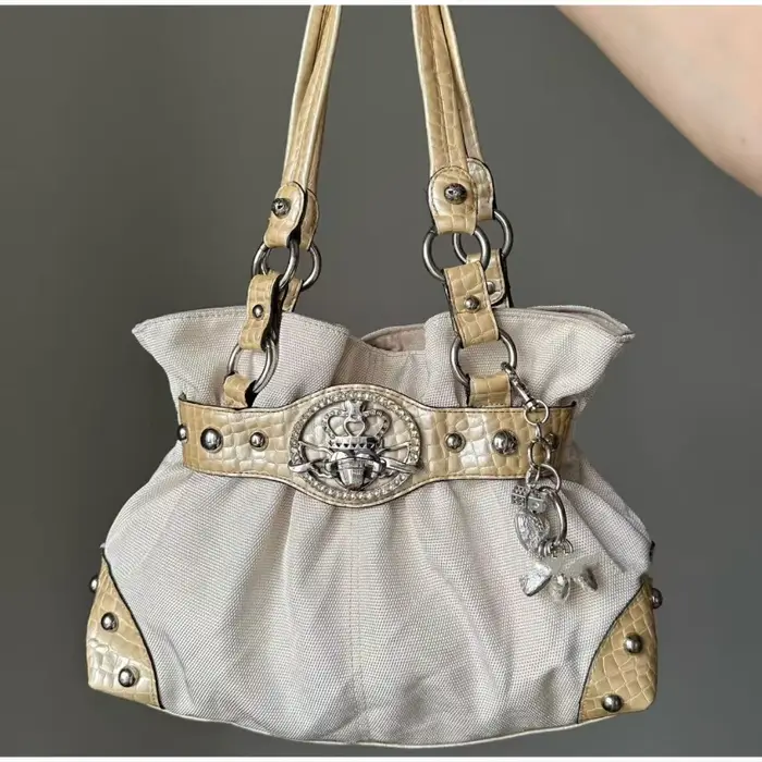 Sac à main de luxe pour femme avec rivets
