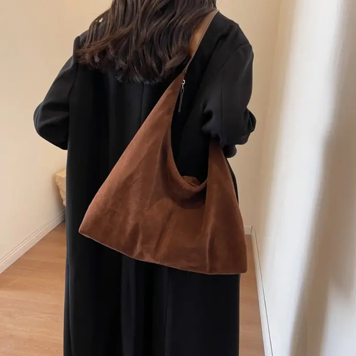 Sac à bandoulière en daim pour femmes avec fermeture éclair