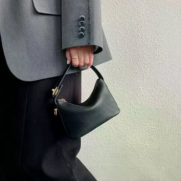 Sac à main simple et rétro