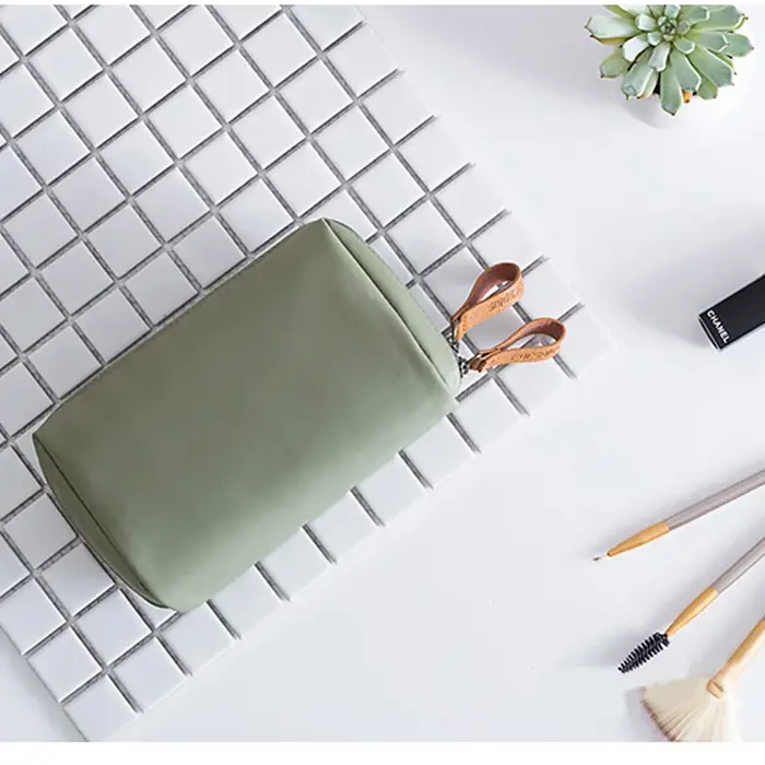 Trousse de maquillage simple pour femmes