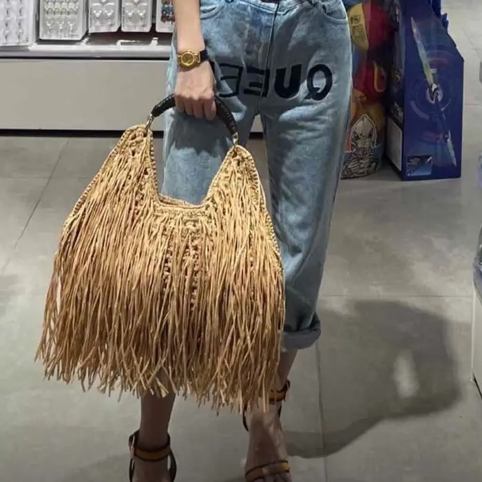 Sac fourre-tout bohème en paille à franges