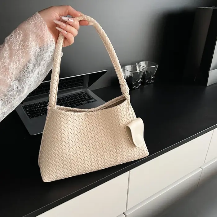 Sacs fourre-tout en cuir tressé tendance avec poignée supérieure tressée