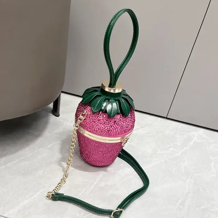 Sac de soirée et pochette de luxe 2024