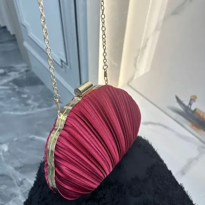 Nouvelle Pochette de Soirée Élégante en Forme de Coquille avec Doublure en Nylon