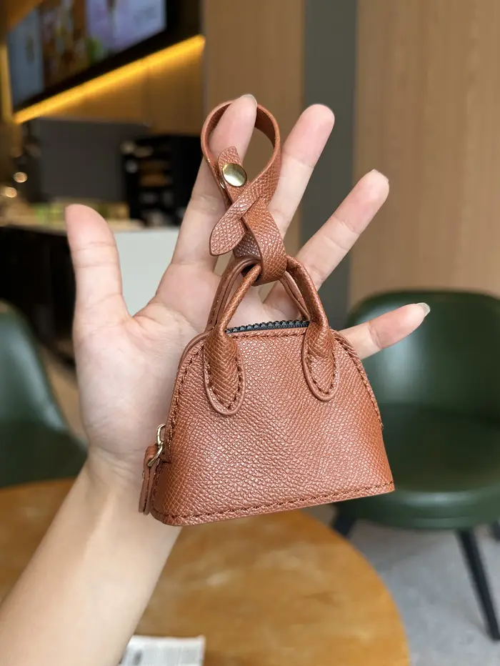 Mini portefeuille coquille pour femme