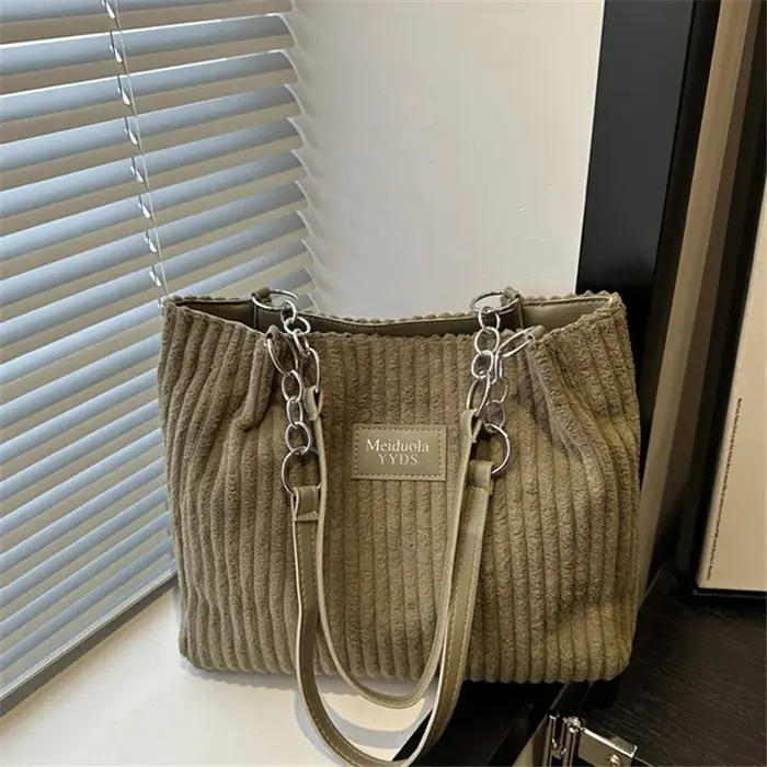 Sac fourre-tout chic en velours côtelé