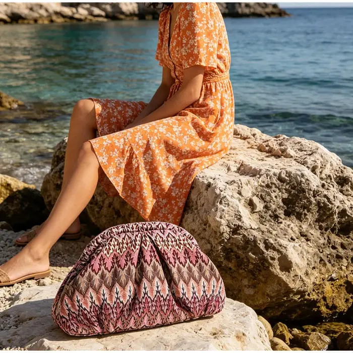 Sac à main tissé vintage français