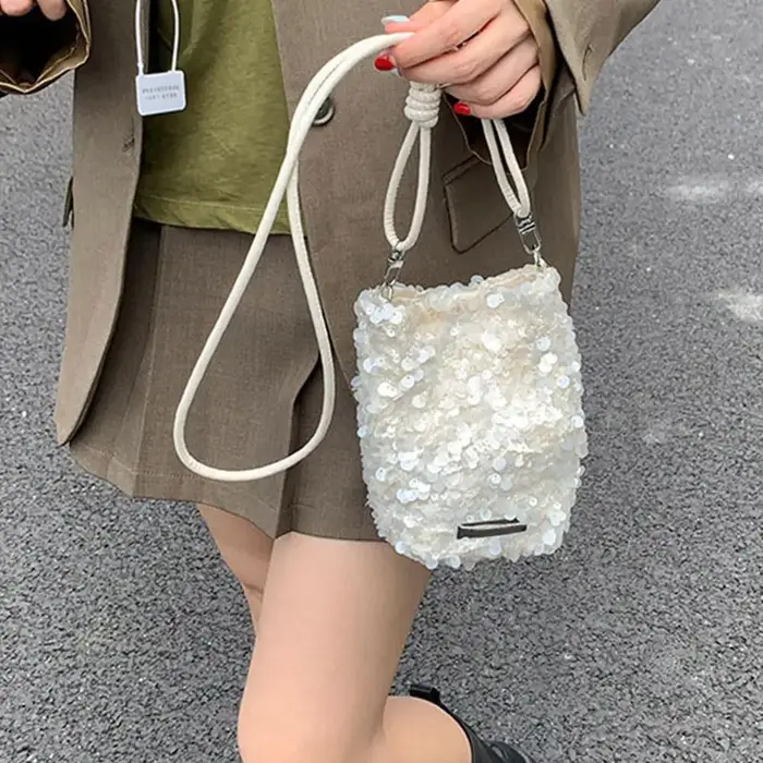Sac bandoulière de luxe à sequins pour femme 2026 – Pochette d'épaule tendance à texture scintillante – Sac à main élégant pour soirée